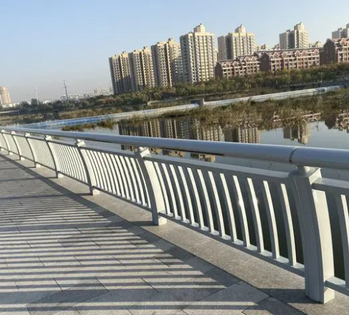河道護欄